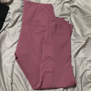 Lululemon Wunder under